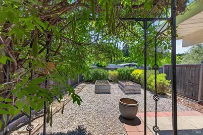 678 Appleberry Drive, San Rafael, CA 94903 - Photo 37