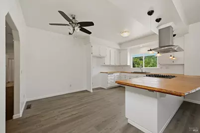 18120 N Shore Drive, Hidden Valley Lake, CA 95467 - Photo 9