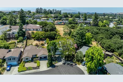 727 Cindy Lane, Petaluma, CA 94952 - Photo 31