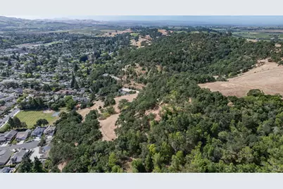 155 Riordan Lane, Napa, CA 94558 - Photo 3