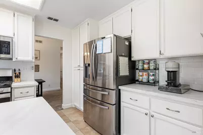 896 Meadowhawk Drive, Vacaville, CA 95687 - Photo 19