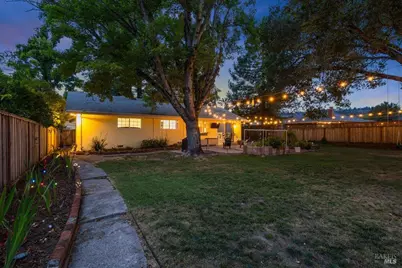 2216 Fremont Drive, Santa Rosa, CA 95409 - Photo 35