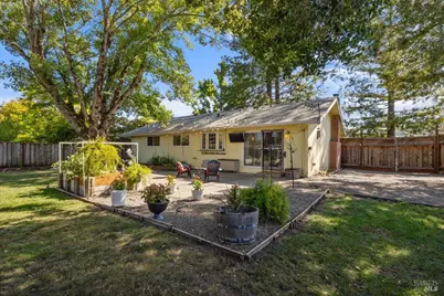 2216 Fremont Drive, Santa Rosa, CA 95409 - Photo 27
