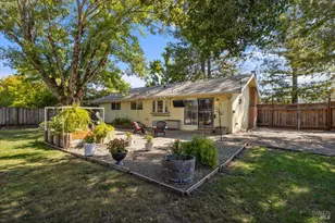 2216 Fremont Dr, Santa Rosa, CA 95409 - Photo 27