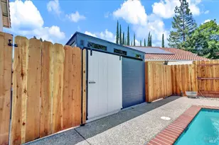 724 Chelmsford Ct, Vacaville, CA 95688 - Photo 59