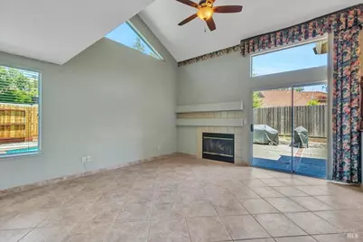 724 Chelmsford Court, Vacaville, CA 95688 - Photo 25