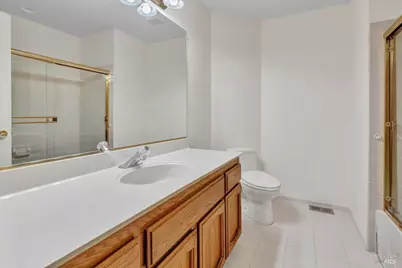 724 Chelmsford Court, Vacaville, CA 95688 - Photo 37