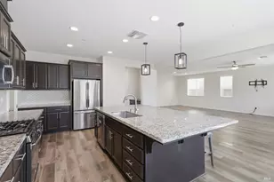 610 Syracuse Ln, Dixon, CA 95620 - Photo 9