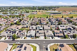 610 Syracuse Ln, Dixon, CA 95620 - Photo 31