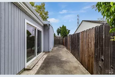 230 Grapewood Street, Vallejo, CA 94591 - Photo 43
