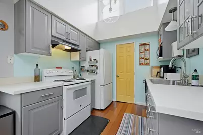 3012 Yulupa Avenue, Santa Rosa, CA 95405 - Photo 9