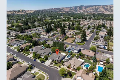 430 Longwood Place, Vacaville, CA 95688 - Photo 47