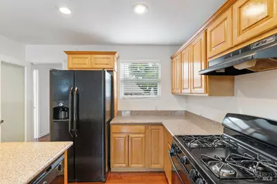 140 Wallace Avenue, Vallejo, CA 94590 - Photo 15