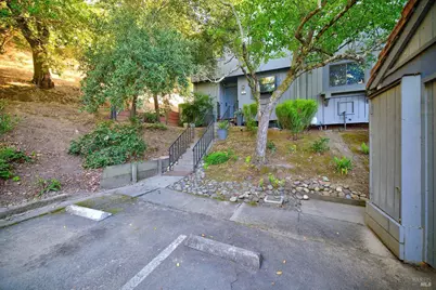 188 Escallonia Drive, Novato, CA 94945 - Photo 3