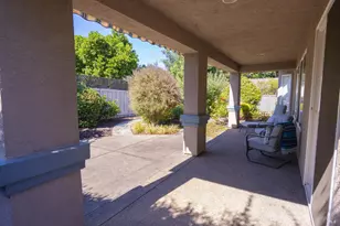 172 Porterfield Creek Dr, Cloverdale, CA 95425 - Photo 29