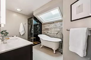 16 Mateo Dr, Tiburon, CA 94920 - Photo 39