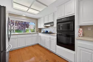 318 Miramonte Pl, Santa Rosa, CA 95409 - Photo 5