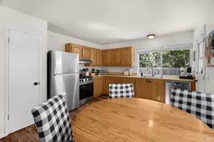 1918 Greeneich Ave, Santa Rosa, CA 95401 - Photo 11