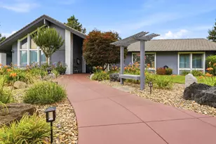 76 Shamrock Cir, Santa Rosa, CA 95403 - Photo 35