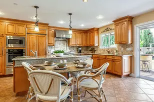10 San Aleso Ct, Novato, CA 94945 - Photo 15