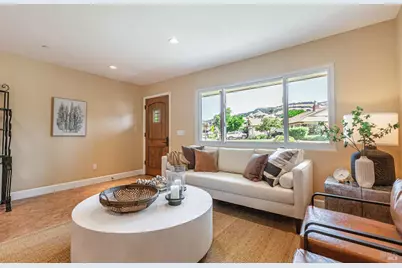 10 San Aleso Court, Novato, CA 94945 - Photo 9