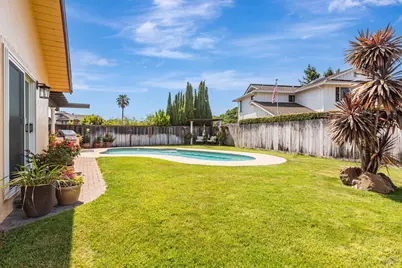 10 San Aleso Court, Novato, CA 94945 - Photo 43