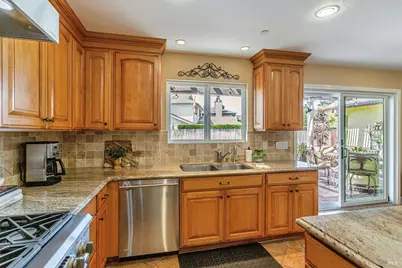 10 San Aleso Court, Novato, CA 94945 - Photo 13