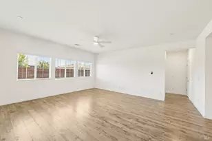 635 Honey Bee Rd, Dixon, CA 95620 - Photo 5
