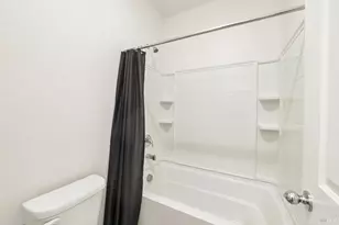 635 Honey Bee Rd, Dixon, CA 95620 - Photo 13