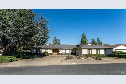 916 Fairway Avenue, Ukiah, CA 95482 - Photo 1