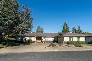 916 Fairway Ave, Ukiah, CA 95482 - Photo 1