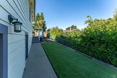 916 Fairway Avenue, Ukiah, CA 95482 - Photo 33