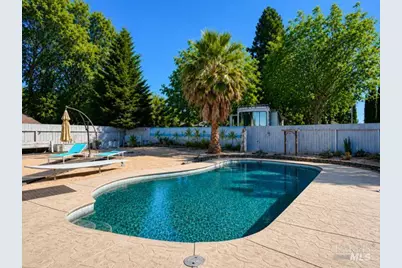 371 Woodstock Circle, Vacaville, CA 95687 - Photo 5