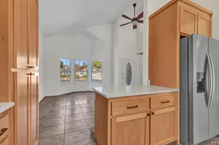371 Woodstock Cir, Vacaville, CA 95687 - Photo 5