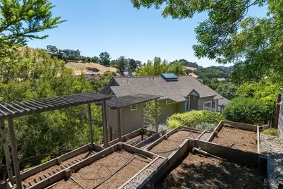 46 Miwok Drive, San Anselmo, CA 94960 - Photo 35