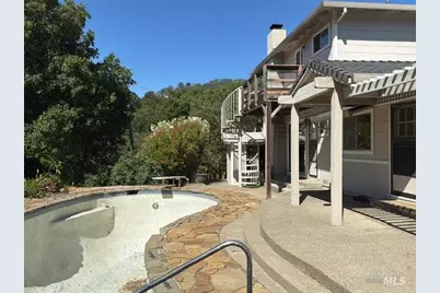 6575 Gordon Valley Road, Napa, CA 94558 - Photo 17