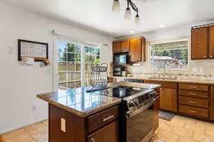 1121 Maize Ct, Willits, CA 95490 - Photo 9