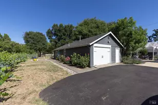 2032 Hagen Rd, Napa, CA 94558 - Photo 23