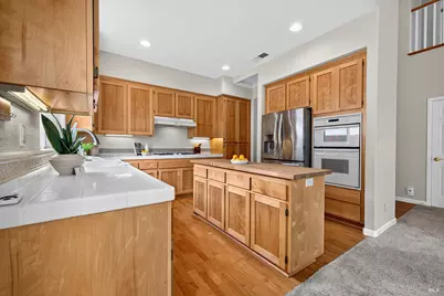 1156 Mitchell Lane, Windsor, CA 95492 - Photo 7