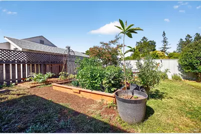 1102 Burbank Avenue, Santa Rosa, CA 95407 - Photo 27