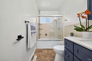 1102 Burbank Ave, Santa Rosa, CA 95407 - Photo 17