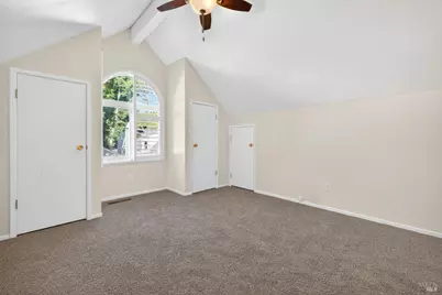 2757 Lakeview Drive, Santa Rosa, CA 95405 - Photo 33