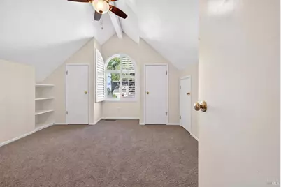 2757 Lakeview Drive, Santa Rosa, CA 95405 - Photo 31