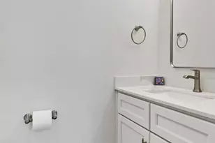 218 Los Alamos Rd, Santa Rosa, CA 95409 - Photo 9