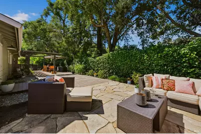 1076 Stonybrook Drive, Napa, CA 94558 - Photo 37