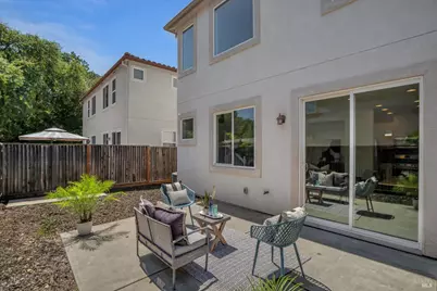 1158 Tocia Avenue, Vacaville, CA 95687 - Photo 25