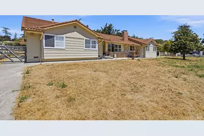 397 W Railroad Avenue, Cotati, CA 94931 - Photo 3