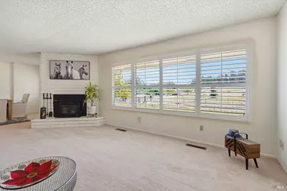 397 W Railroad Avenue, Cotati, CA 94931 - Photo 5