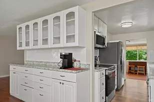 26069 River Rd, Cloverdale, CA 95425 - Photo 23