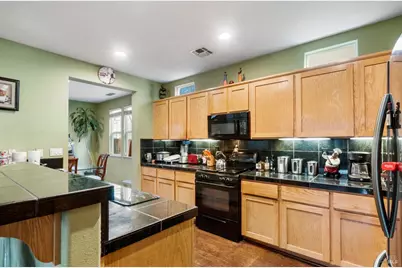 1653 Glenmore Drive, Fairfield, CA 94533 - Photo 13
